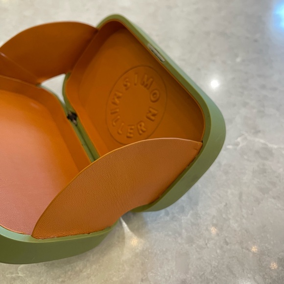 SIMON MILLER S873 Pill Clutch In Green - Picture 6 of 10